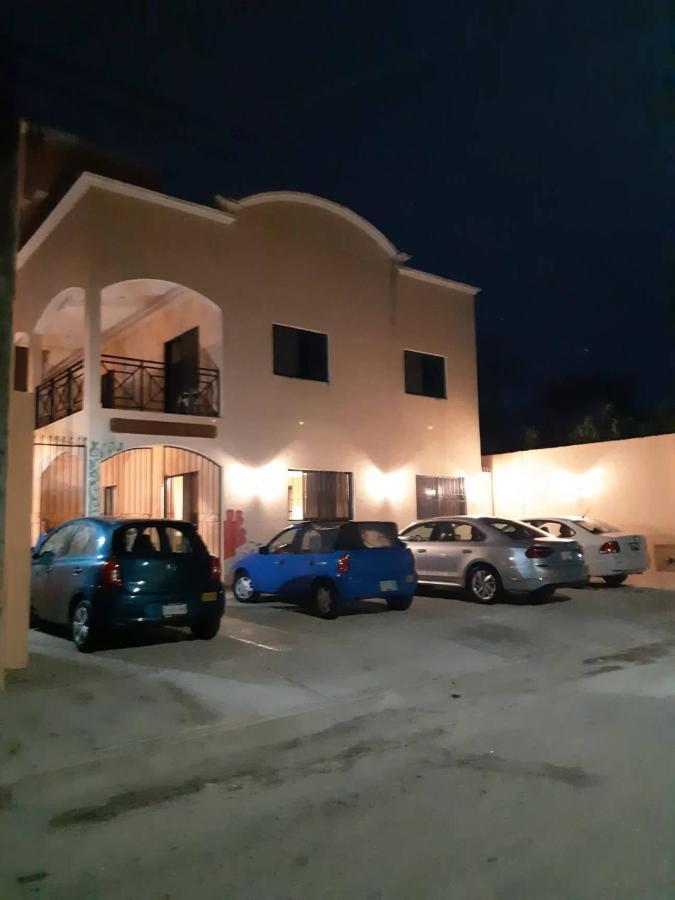 Coral Island Suites Косумел Екстериор снимка