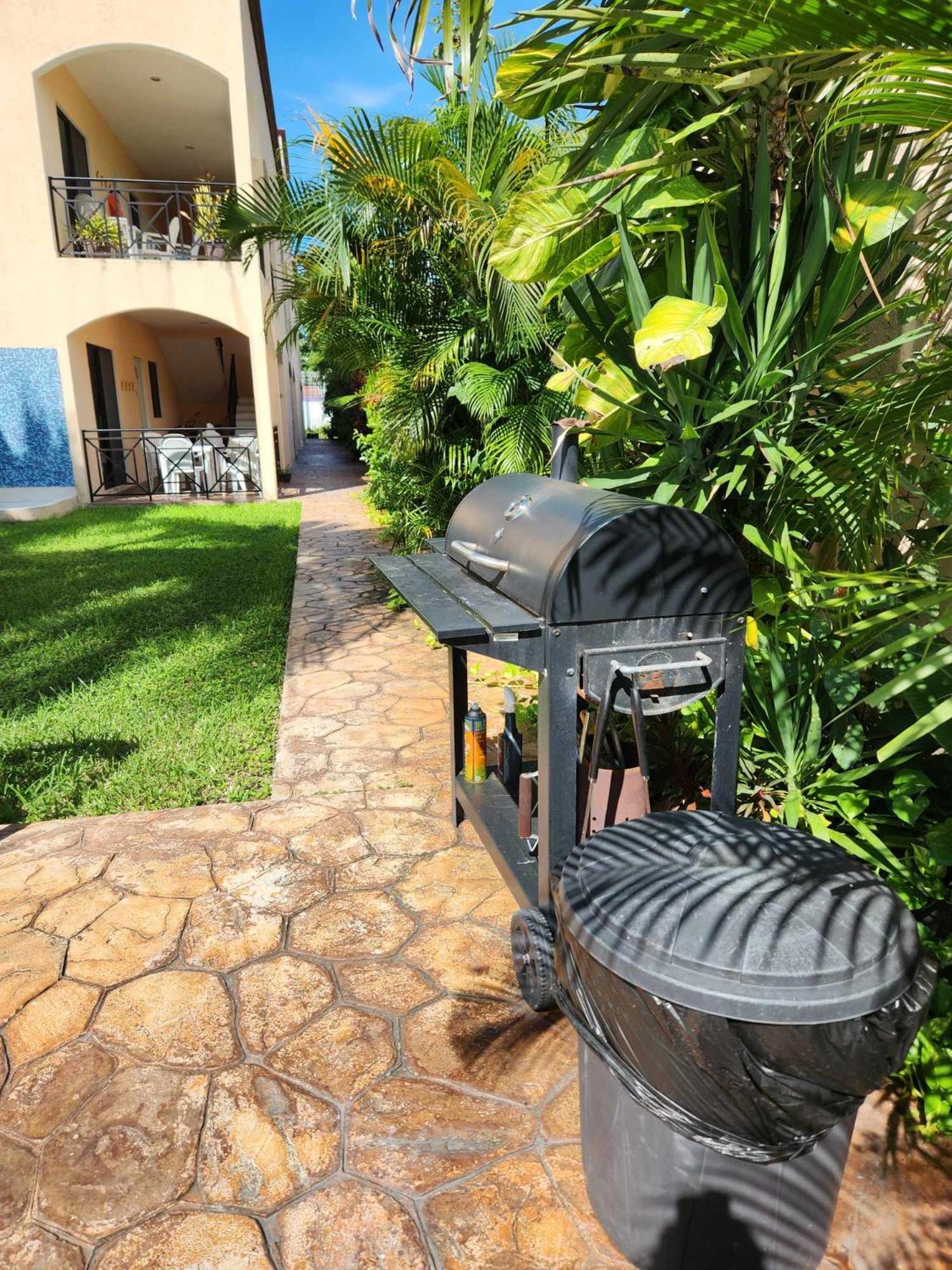 Coral Island Suites Косумел Екстериор снимка